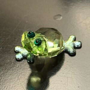 Swarovski glass animal figurine green frog 🐸